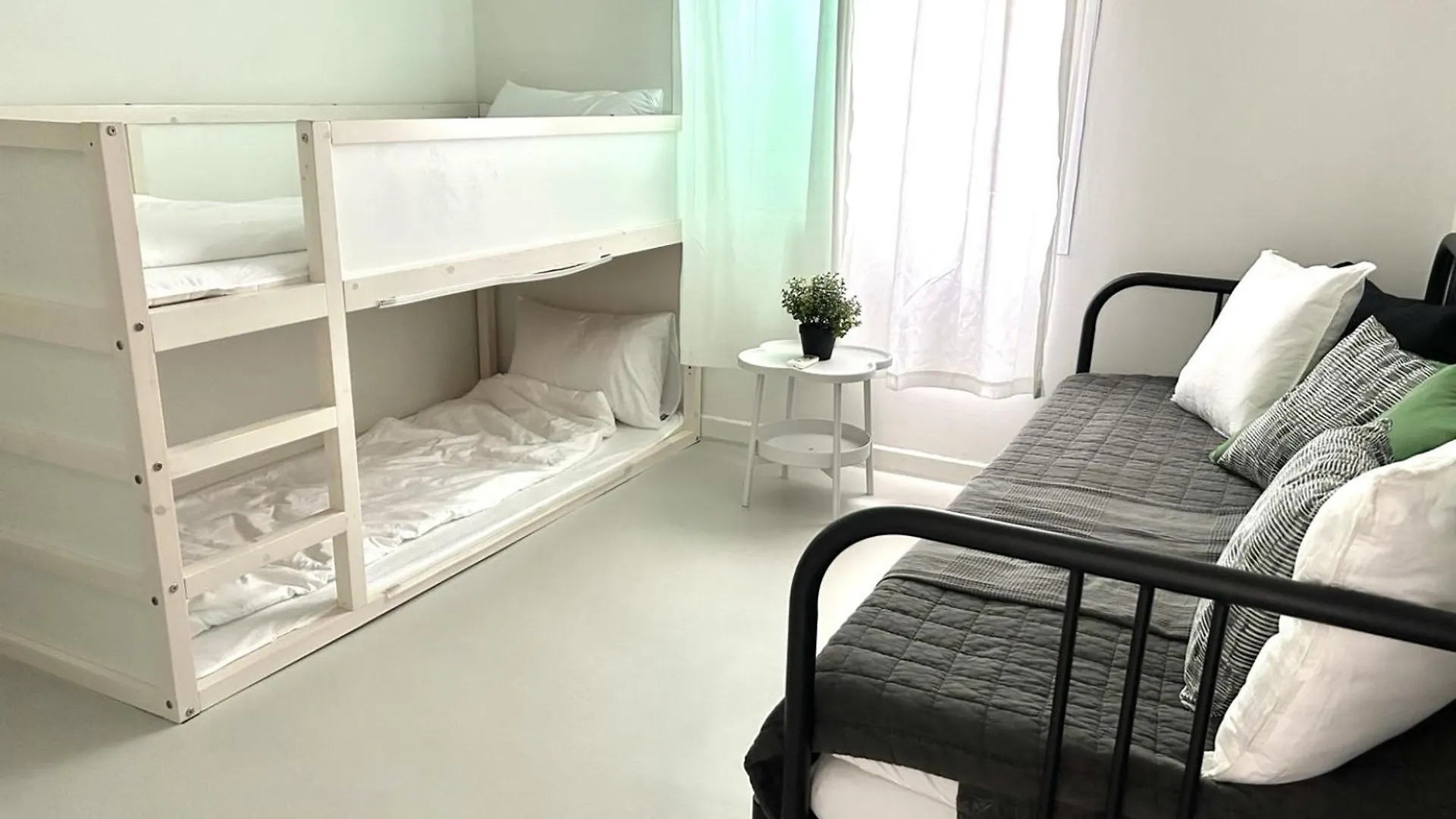 Gwangan Neogeo House Apartment Busan 0*,  South Korea